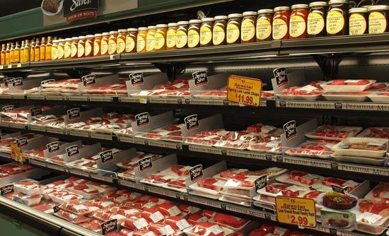 Image of the meat department at Uncle Giuseppe