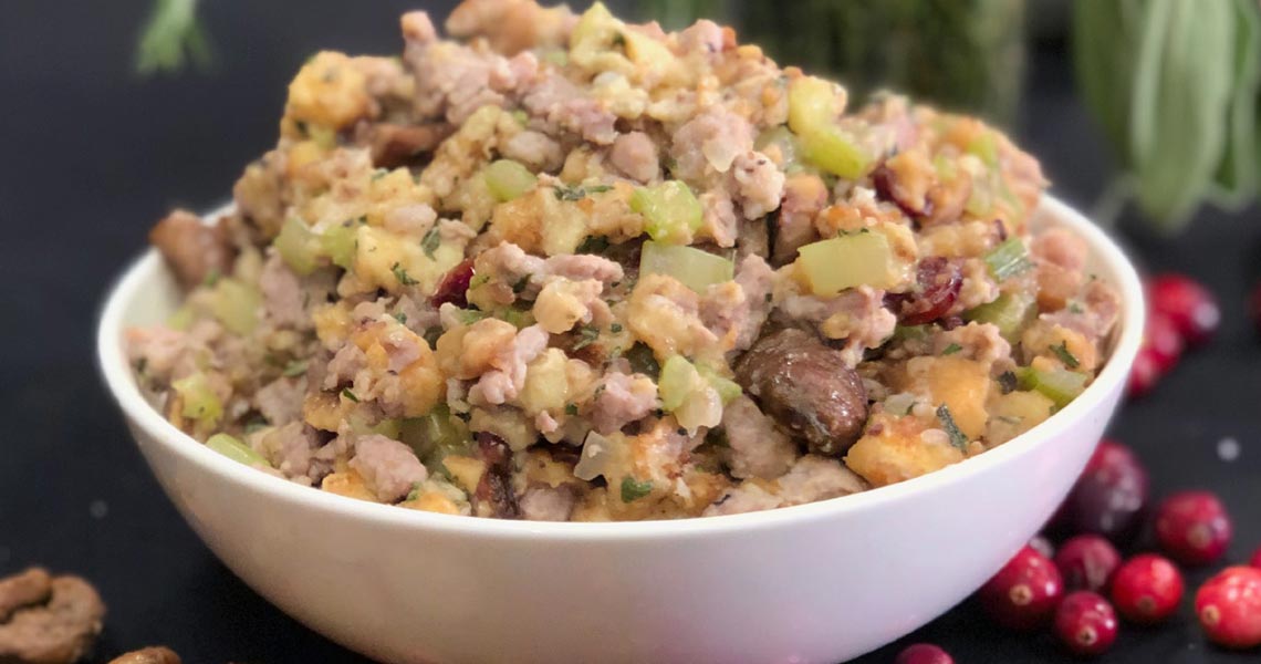 Stuffing with sausage and chestnuts